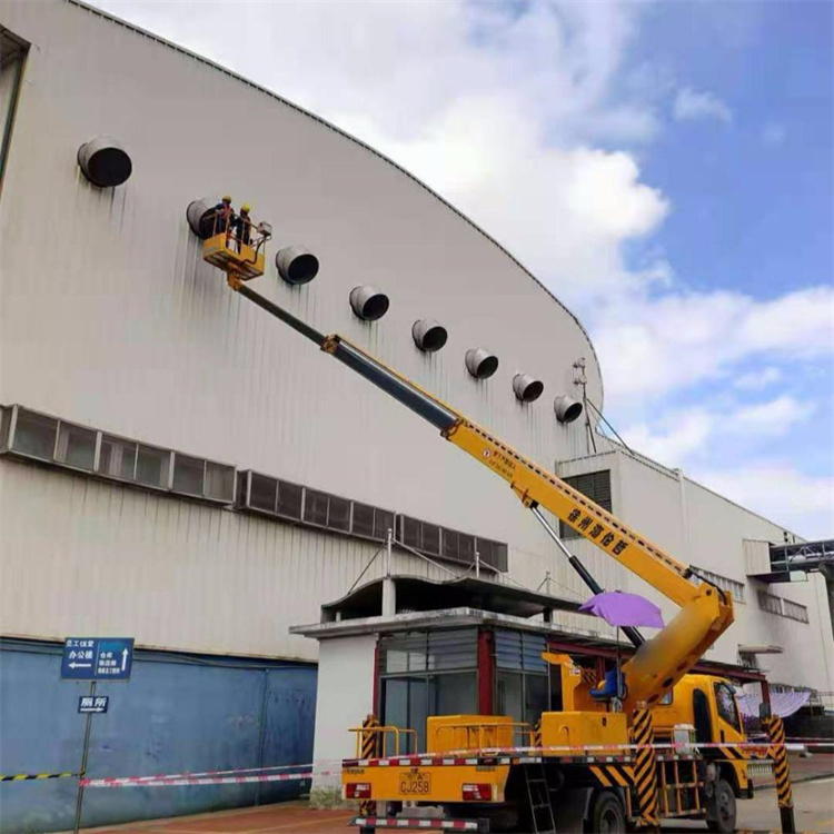 高安高空作业车出租服务：专业广告牌安装解决方案