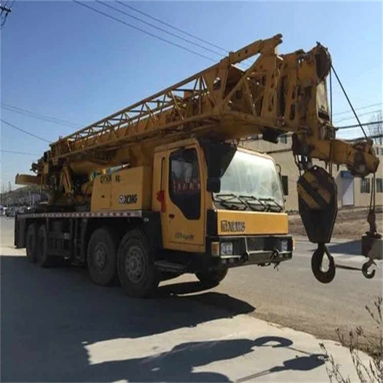 高安吊车吊挖机的正确办法